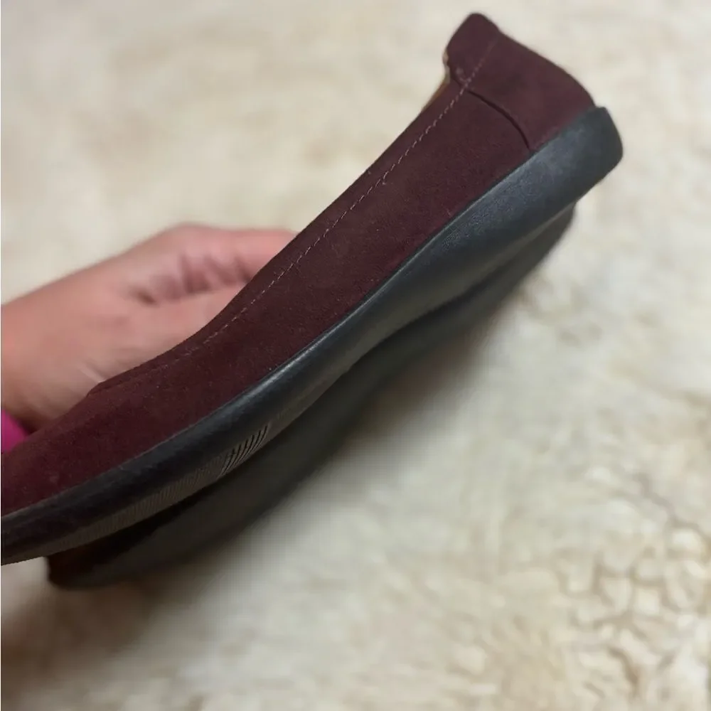 Naturalizer Purple/Maroon Suede Flats